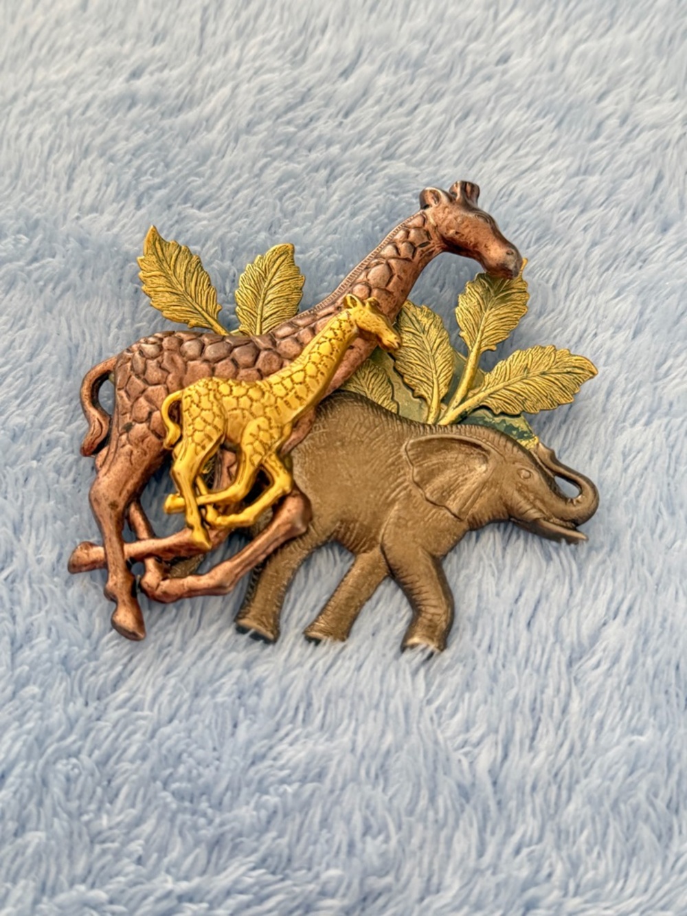 Pin Metal Safari Wall Accent - Gold, Bronze, and Yellow Animal Trio